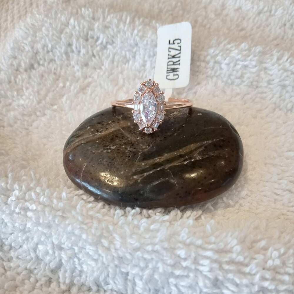 Charmed aroma sterling silver ring size 9